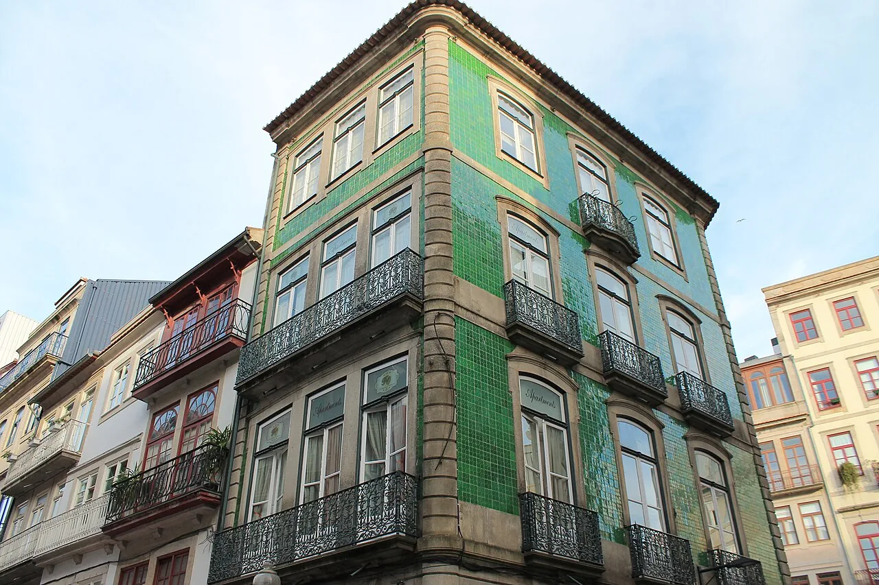 Fachadas e arquitetura urbana no Porto