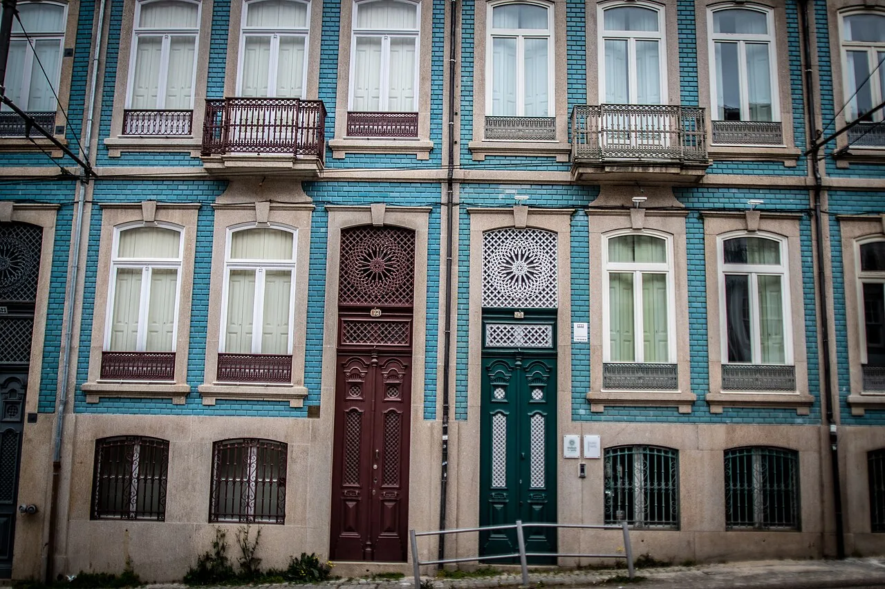 Fachadas e arquitetura urbana no Porto
