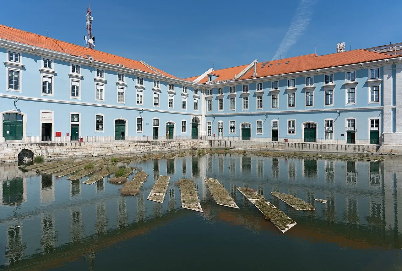 Antigo Arsenal da Marinha e Doca da Caldeirinha, Lisboa