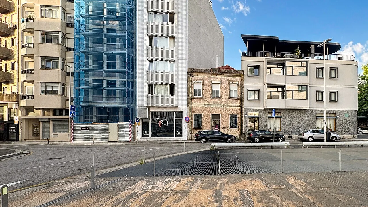 Rua 5 de Outubro, Porto
