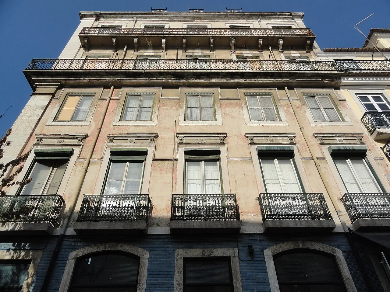Fachadas e arquitetura urbana em Lisboa