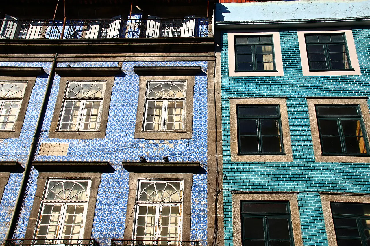 Fachadas e arquitetura urbana no Porto